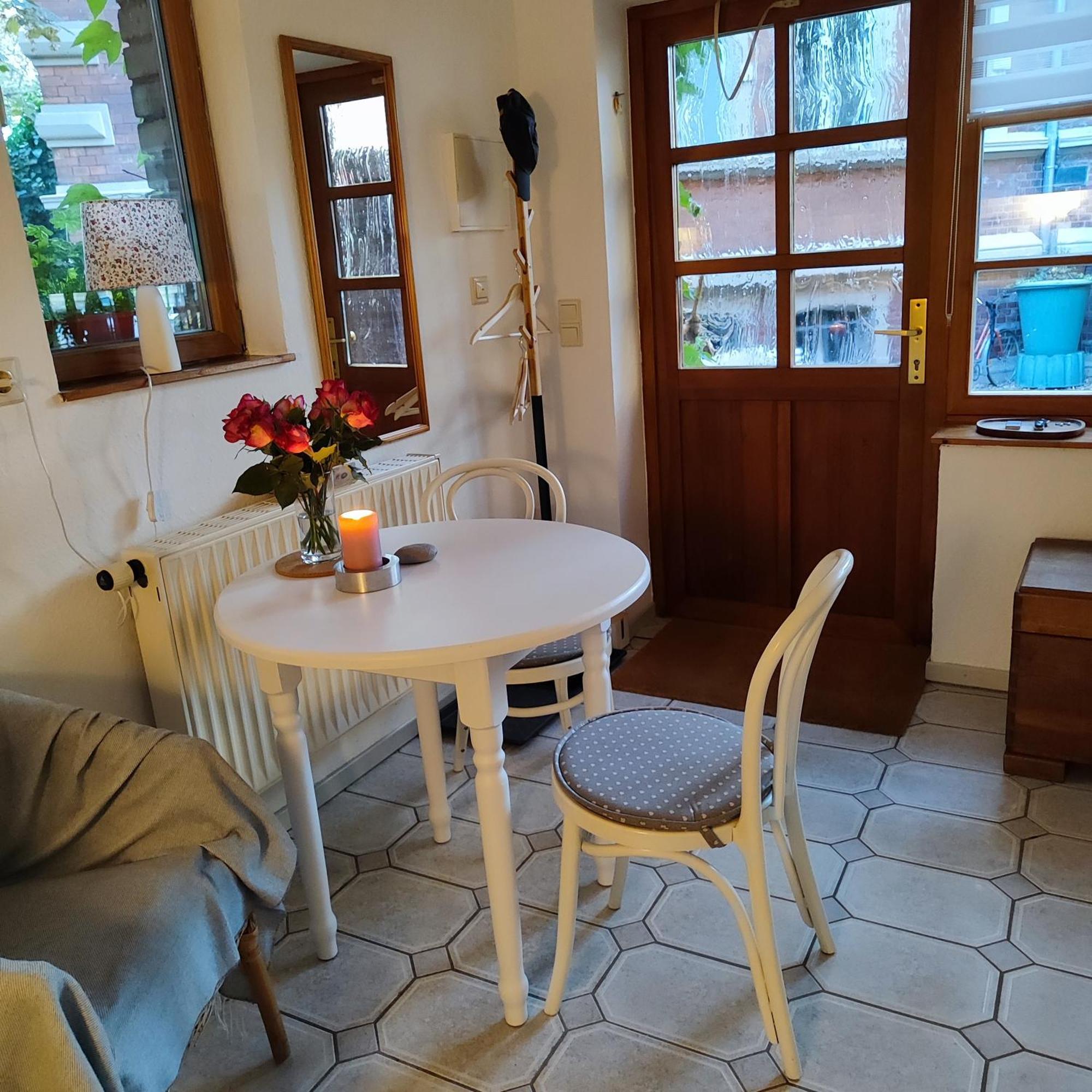Die Kleine Oase Halle  Ngoại thất bức ảnh